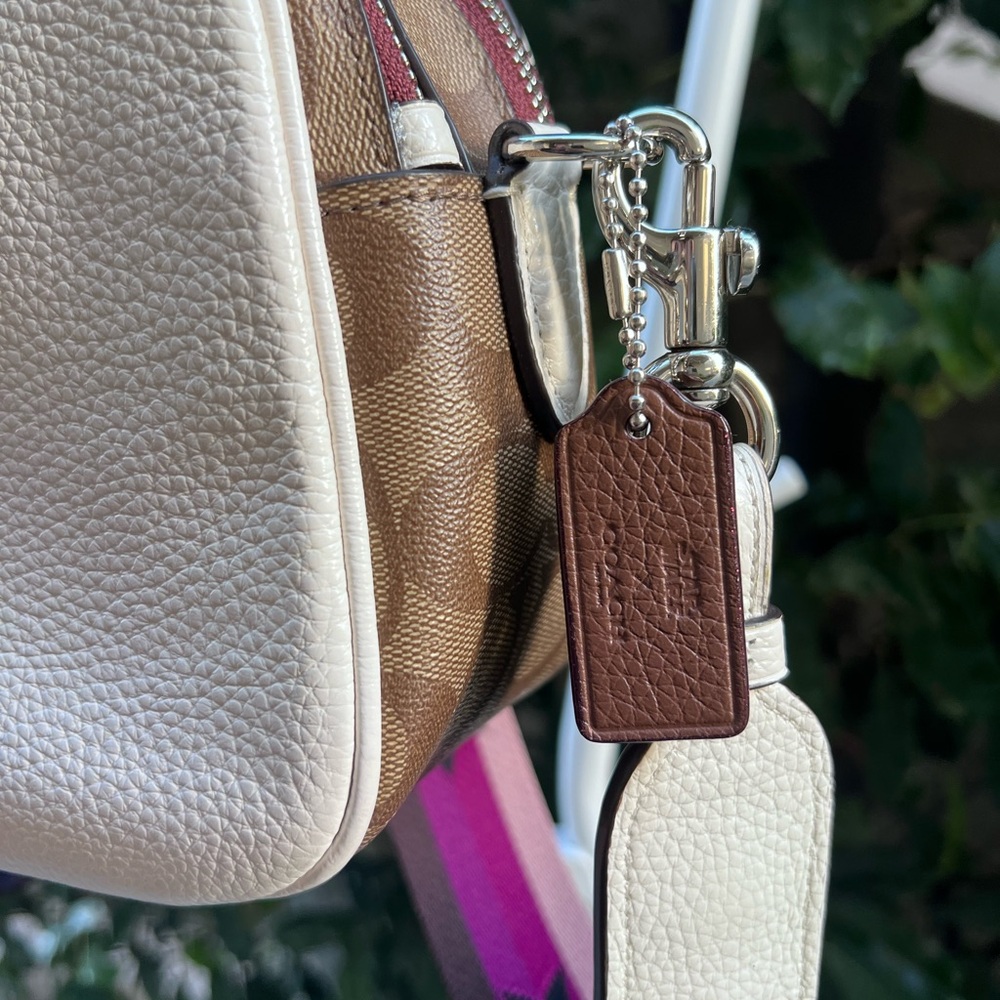 Limited Edition Coach x Star Wars Crossbody Bag - Picture 2 of 12